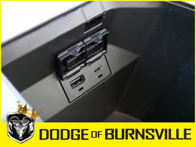 Used 2024 Toyota Camry SE FWD image 22