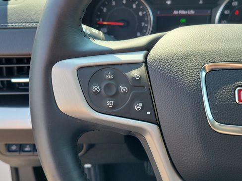 Used 2022 GMC Terrain SLT w/ Tech Package AWD/4WD image 23