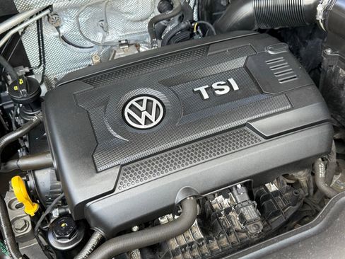 Used 2023 Volkswagen Atlas Cross Sport SE AWD/4WD image 36