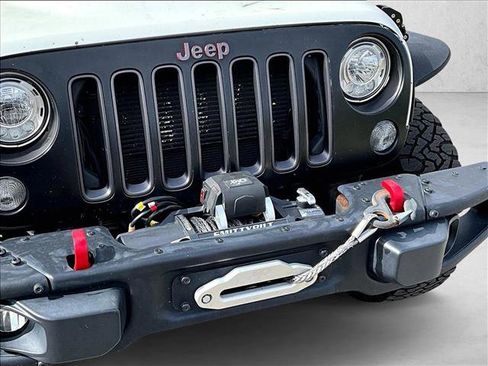 Used 2017 Jeep Wrangler Unlimited Rubicon image 27