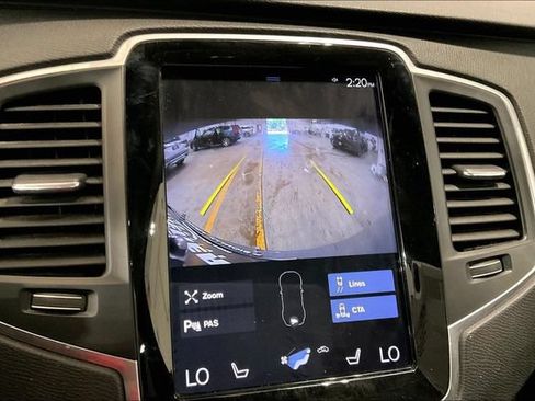 Used 2019 Volvo XC90 T5 Momentum w/ Multimedia Package AWD/4WD image 23