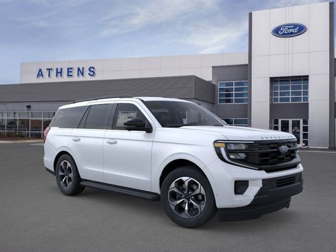 New 2026 Ford Expedition Active image 26