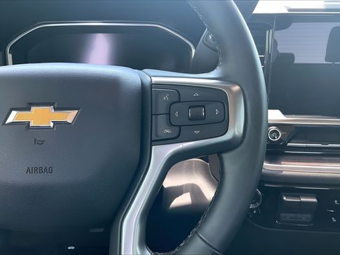 Used 2026 Chevrolet Silverado 2500 LTZ AWD/4WD image 11