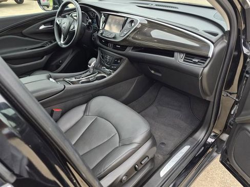 Used 2019 Buick Envision Essence FWD image 14