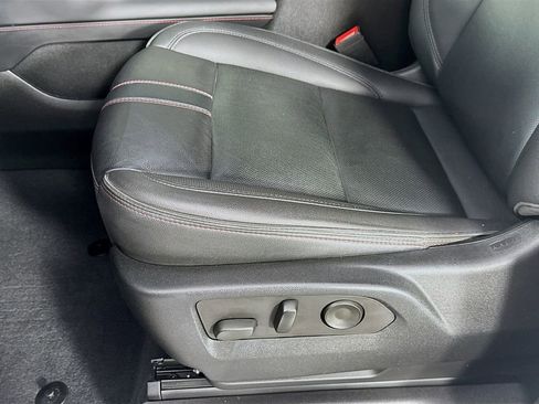 Used 2022 Chevrolet Tahoe RST w/ Sport Performance Package image 23