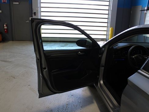 Used 2021 Volkswagen Jetta SEL image 7