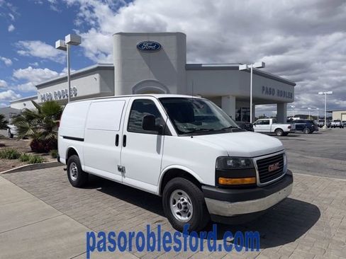 Used 2021 GMC Savana 2500 w/ Driver Convenience Package image 1