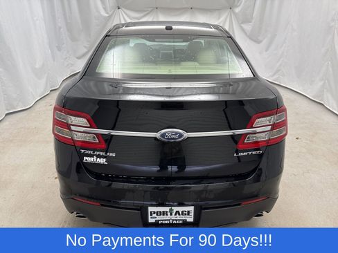 Used 2018 Ford Taurus Limited image 3