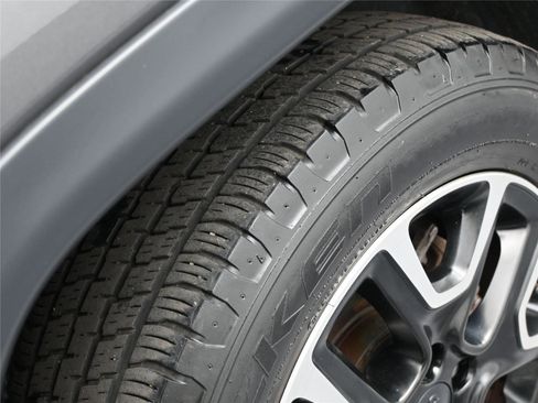 Used 2019 Jeep Compass Trailhawk w/ Leather Interior Group image 15