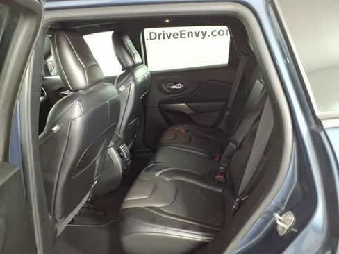 Used 2021 Jeep Cherokee Latitude Lux 80th Anniv w/ Quick Order Package 26U 80TH AWD/4WD image 9