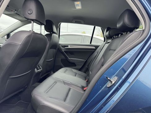Used 2015 Volkswagen Golf S FWD image 8