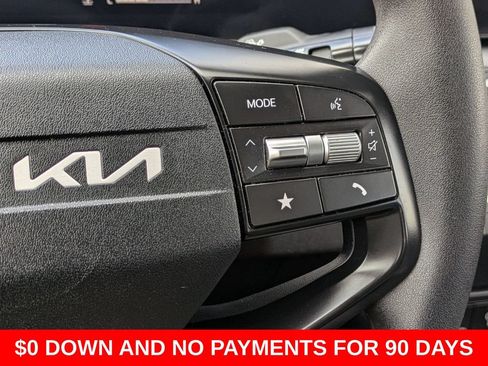 Used 2025 Kia K4 FWD image 21