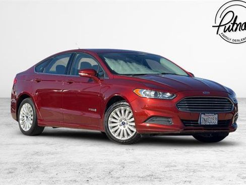 Used 2014 Ford Fusion SE image 1