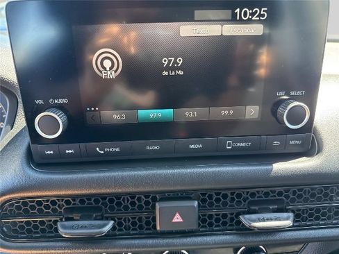 Used 2024 Honda HR-V LX image 14