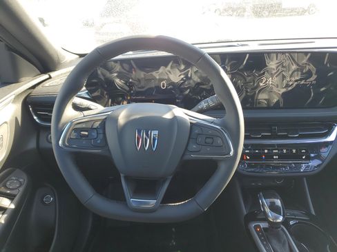 New 2026 Buick Envista Avenir image 13