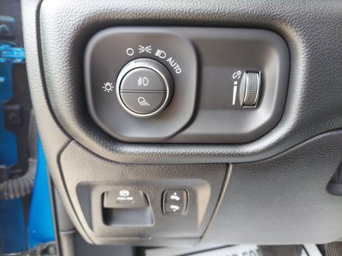 Used 2021 RAM 1500 Big Horn AWD/4WD image 26