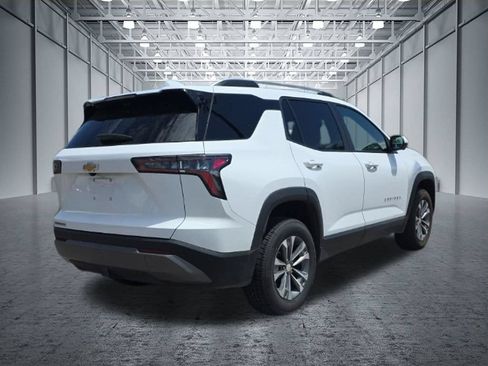 Certified 2025 Chevrolet Equinox LT w/ Convenience Package II FWD image 6
