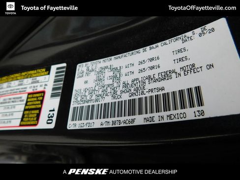 Used 2021 Toyota Tacoma TRD Off-Road image 11