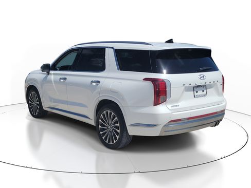Used 2025 Hyundai Palisade Calligraphy AWD/4WD image 4