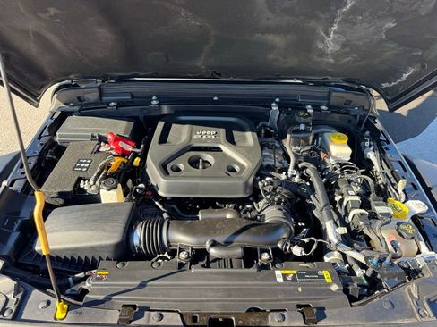 Used 2021 Jeep Wrangler Unlimited Rubicon image 18