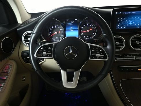 Used 2020 Mercedes-Benz GLC 300 4MATIC image 18