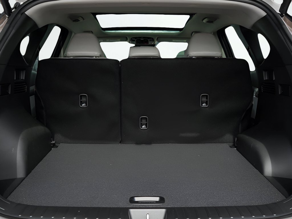 New 2026 Hyundai Tucson Limited w/ Tow & Go Package AWD/4WD image 8