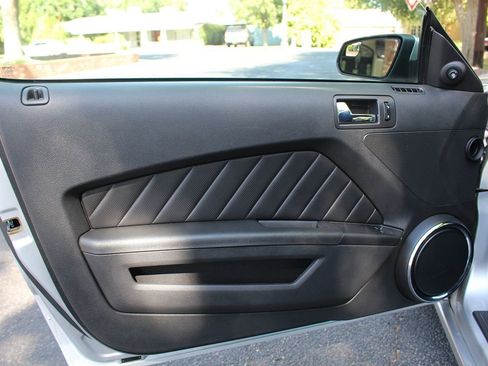 Used 2014 Ford Mustang GT Premium w/ GT Track Package image 10