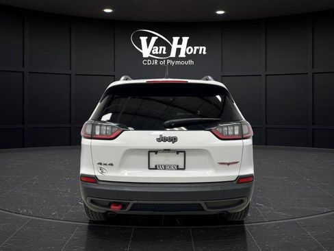 Used 2020 Jeep Cherokee Trailhawk AWD/4WD image 6