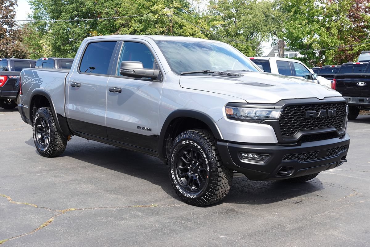 Used 2025 RAM 1500 Rebel AWD/4WD image 4