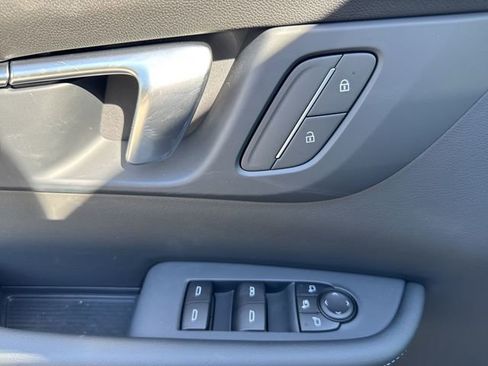 New 2026 Buick Enclave Preferred w/ Super Cruise Package image 13