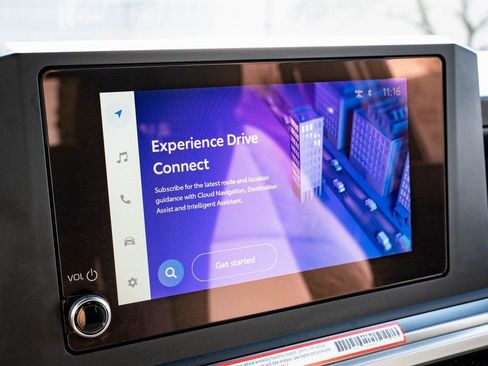 Used 2025 Toyota Tacoma SR5 image 29