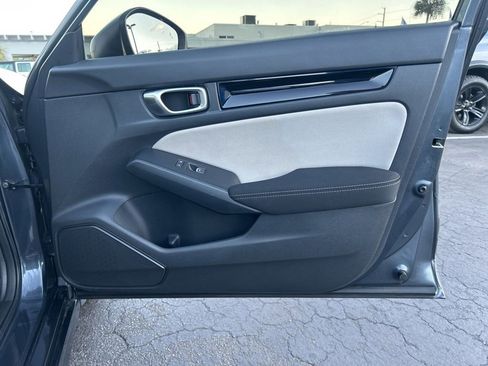 Used 2023 Honda Civic EX image 25