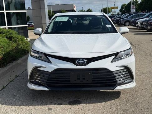 Used 2022 Toyota Camry LE AWD/4WD image 8