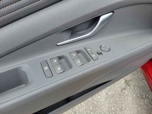 Certified 2023 Hyundai Elantra SEL w/ Convenience Package image 15