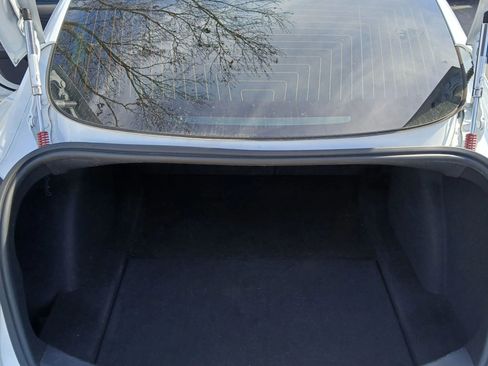 Used 2020 Tesla Model 3 Performance image 18