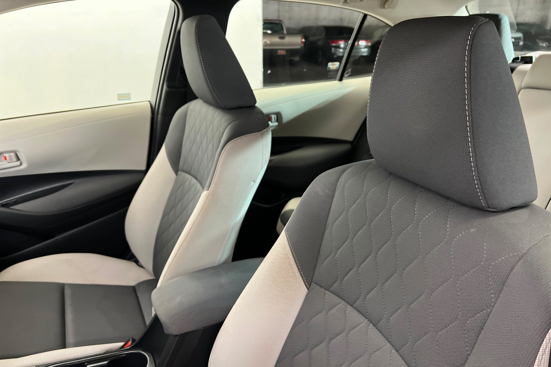 Used 2023 Toyota Corolla LE FWD image 17
