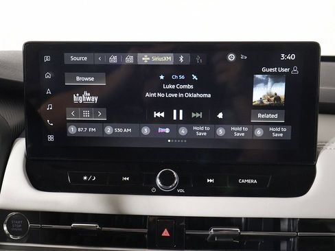 New 2025 Mitsubishi Outlander SE FWD image 47