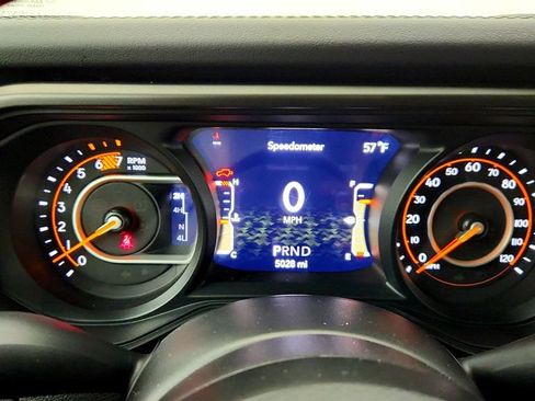 Used 2024 Jeep Wrangler Unlimited Rubicon w/ Convenience Group image 14