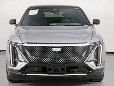 Used 2025 Cadillac Lyriq Luxury image 46