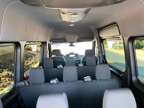 Used 2025 Mercedes-Benz Sprinter 2500 image 12