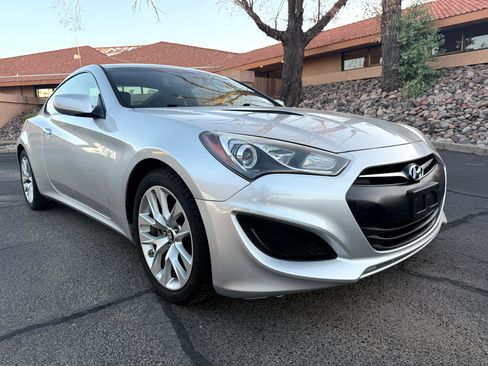 Used 2013 Hyundai Genesis 2.0T image 1