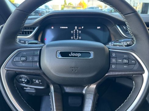 New 2025 Jeep Grand Cherokee L Limited w/ Trailer Tow Package image 28