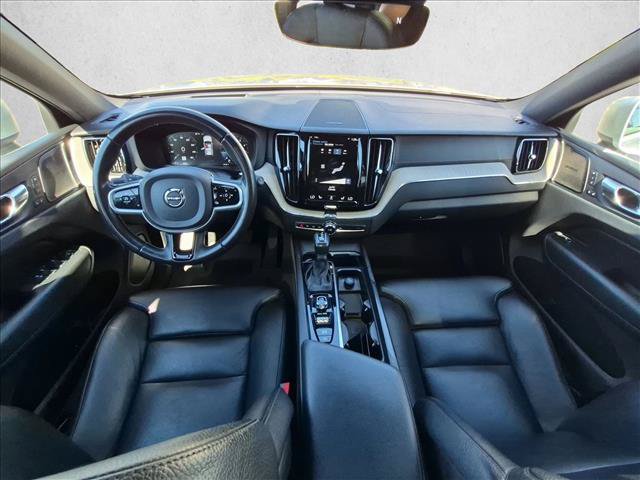 Used 2020 Volvo XC60 T5 Inscription w/ Protection Package Premier FWD image 16