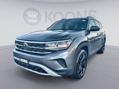 Used 2022 Volkswagen Atlas SE image 1