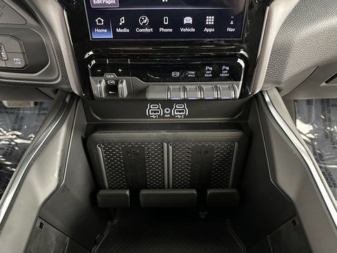 New 2026 RAM 2500 Laramie w/ Sport Appearance Package image 19