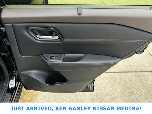 Certified 2023 Nissan Rogue SL w/ SL Premium Package AWD/4WD image 20