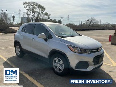 Used 2022 Chevrolet Trax LS w/ Tint and Cruise Package