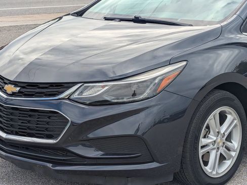 Used 2016 Chevrolet Cruze LT image 6