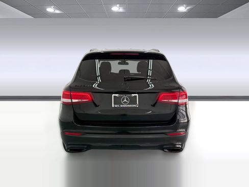 Used 2018 Mercedes-Benz GLC 300 4MATIC image 9