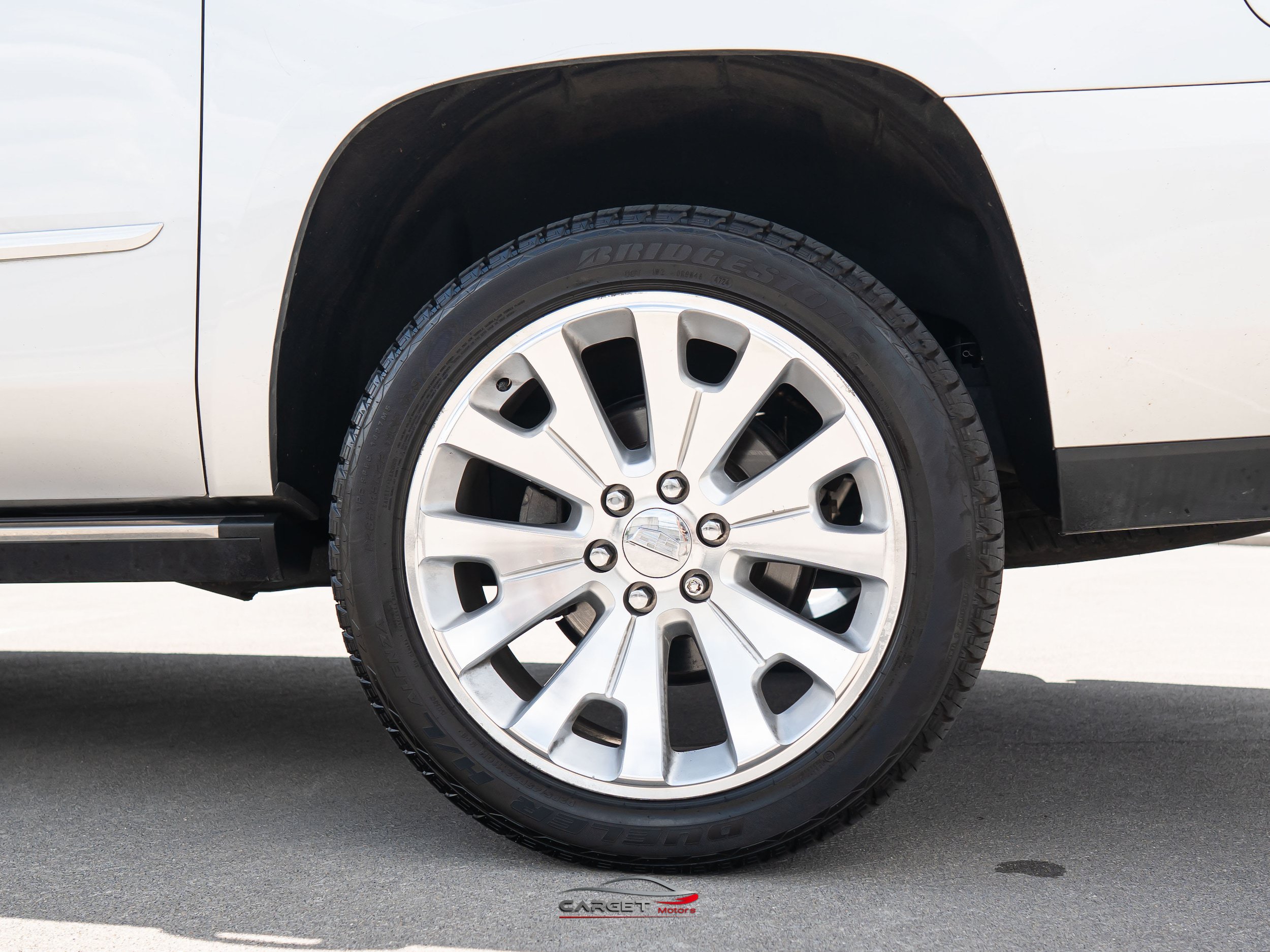 Used 2019 Cadillac Escalade ESV Premium Luxury AWD/4WD image 12